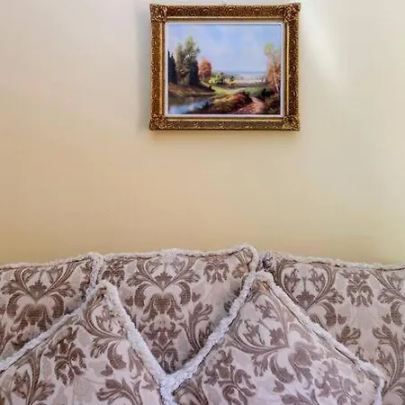 Ria's In Corfu Town Апартаменты *