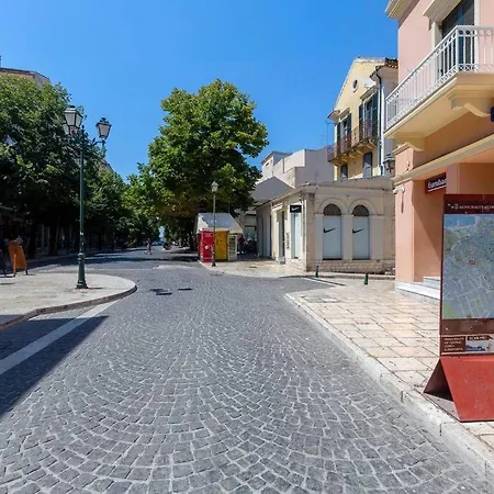 Ria's In Corfu Town コルフ島