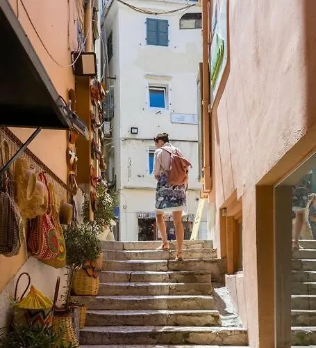 Ria's In Corfu Town Apartment